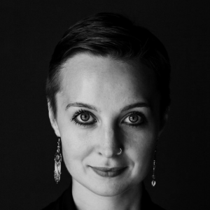 A woman with earrings.